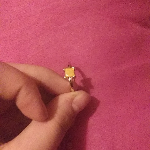 A set of 4 rings - Picture 4 of 7